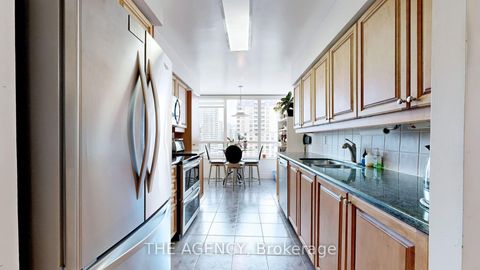 Photo 17 at 1402 - 880 Grandview Way, Willowdale East, Toronto