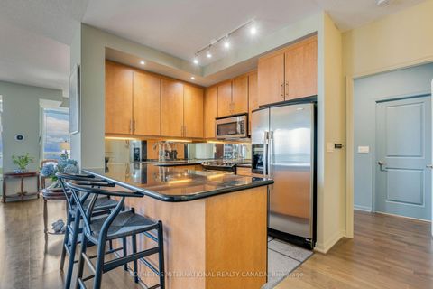 Photo 12 at 2704 - 628 Fleet Street, Niagara, Toronto