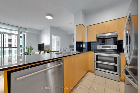 Photo 6 at 2713 - 231 Fort York Boulevard, Niagara, Toronto