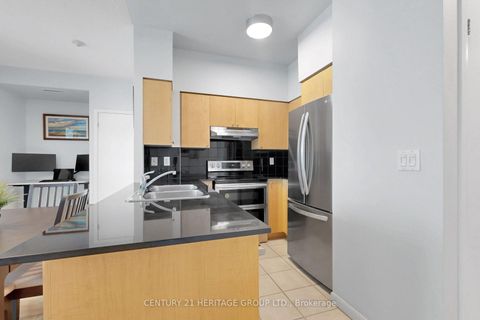 Photo 11 at 2713 - 231 Fort York Boulevard, Niagara, Toronto