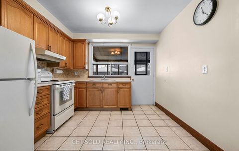 Photo 7 at 14 Burrard Road, Old Rexdale, Toronto