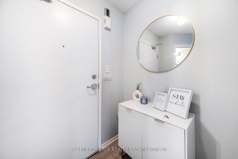 Photo 2 at 4 - 17 Cheltenham Road, Georgian Drive, Barrie