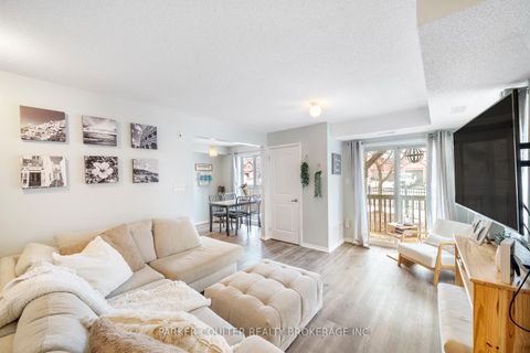 Photo 3 at 4 - 17 Cheltenham Road, Georgian Drive, Barrie