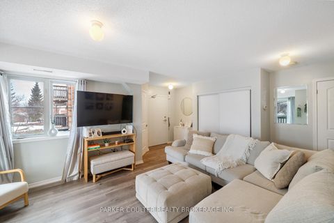 Photo 6 at 4 - 17 Cheltenham Road, Georgian Drive, Barrie