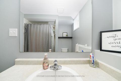 Photo 19 at 4 - 17 Cheltenham Road, Georgian Drive, Barrie