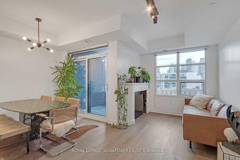 Photo 5 at 804 - 501 Adelaide Street W, Waterfront Communities C1, Toronto