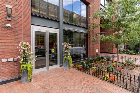Photo 27 at 804 - 501 Adelaide Street W, Waterfront Communities C1, Toronto