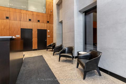 Photo 32 at 804 - 501 Adelaide Street W, Waterfront Communities C1, Toronto