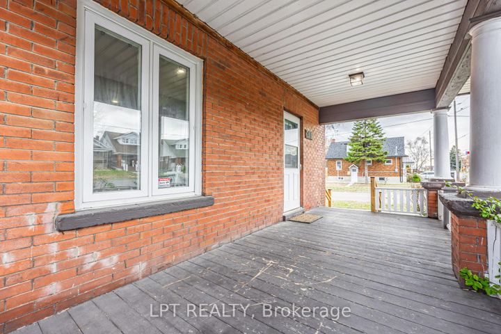 Photo 4 at 201 Ritson Road S, Central, Oshawa