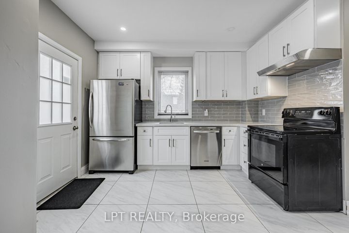 Photo 18 at 201 Ritson Road S, Central, Oshawa