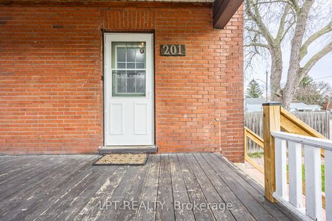 Photo 3 at 201 Ritson Road S, Central, Oshawa