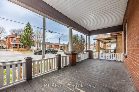 Photo 5 at 201 Ritson Road S, Central, Oshawa