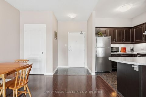 Photo 3 at 303 - 45 Ferndale Drive, Ardagh, Barrie