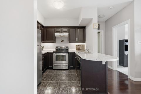 Photo 13 at 303 - 45 Ferndale Drive, Ardagh, Barrie