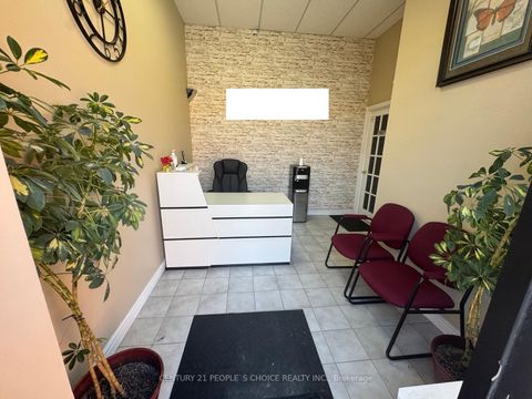 Photo 2 at 21 - 4801 Steeles Avenue W, Humber Summit, Toronto