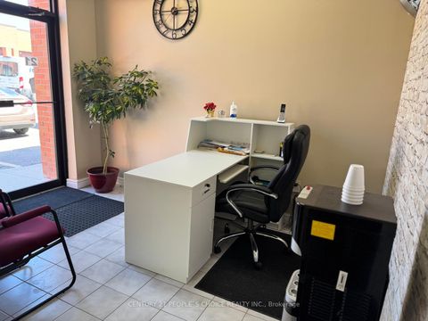 Photo 4 at 21 - 4801 Steeles Avenue W, Humber Summit, Toronto