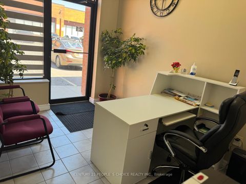 Photo 5 at 21 - 4801 Steeles Avenue W, Humber Summit, Toronto