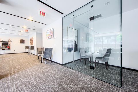 Photo 15 at 423 - 32 Trolley Crescent, Moss Park, Toronto