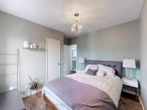 Photo 17 at 87 Savona Drive, Alderwood, Toronto