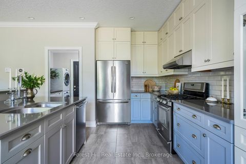 Photo 16 at 21 Marta Crescent, Ardagh, Barrie