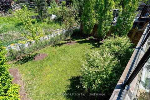 Photo 44 at 21 Marta Crescent, Ardagh, Barrie