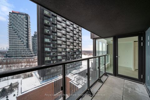 Photo 13 at 1004 - 1 Quarrington Lane, Don Mills, Toronto