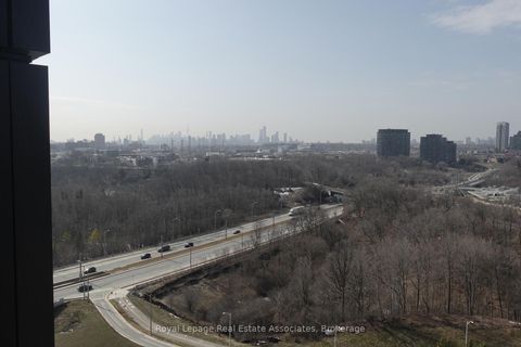 Photo 15 at 1004 - 1 Quarrington Lane, Don Mills, Toronto