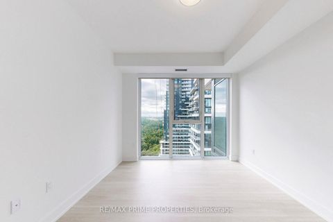 Photo 10 at 2401 - 30 Inn On The Park Drive, Don Mills, Toronto