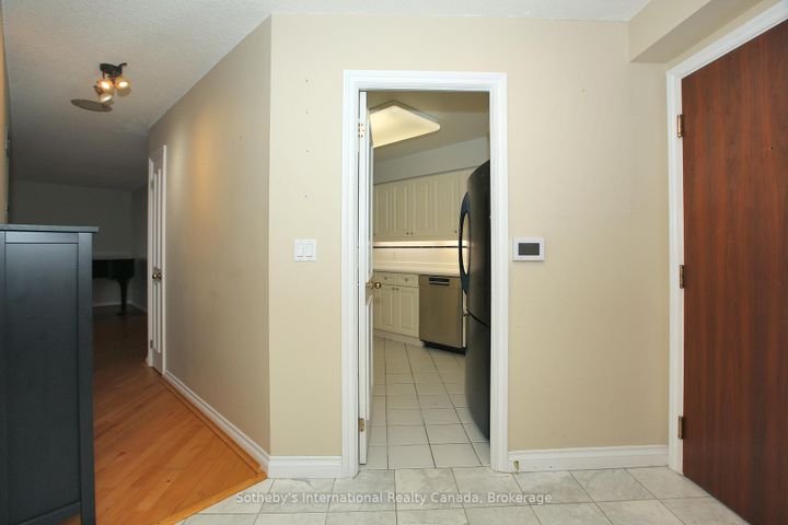 Photo 6 at 2808 - 1 Palace Pier Court, Mimico, Toronto