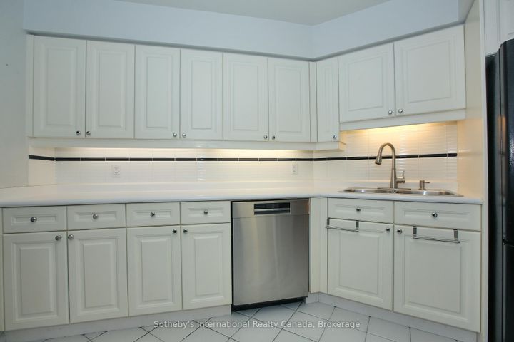 Photo 12 at 2808 - 1 Palace Pier Court, Mimico, Toronto