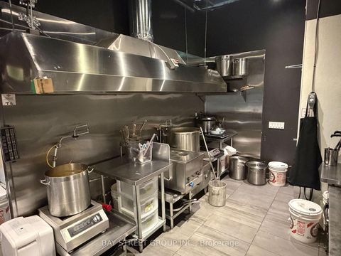 Photo 8 at 6 & 7 - 385 Silver Star Boulevard, Milliken, Toronto