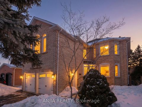 Photo 1 at 43 Leno Mills Avenue, Devonsleigh, Richmond Hill