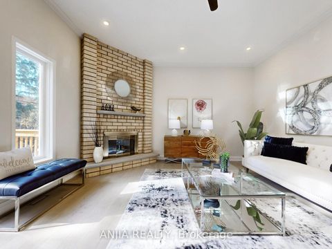 Photo 6 at 43 Leno Mills Avenue, Devonsleigh, Richmond Hill