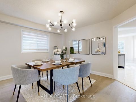 Photo 9 at 43 Leno Mills Avenue, Devonsleigh, Richmond Hill