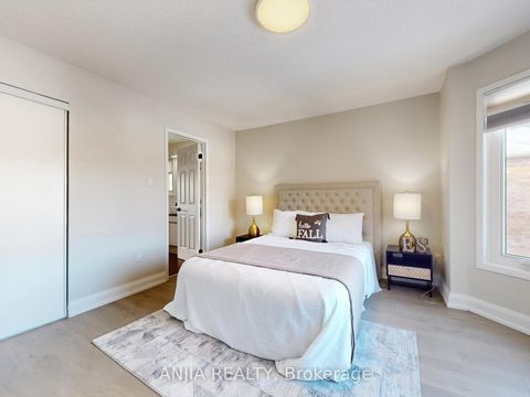 Photo 35 at 43 Leno Mills Avenue, Devonsleigh, Richmond Hill