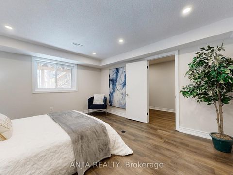 Photo 42 at 43 Leno Mills Avenue, Devonsleigh, Richmond Hill