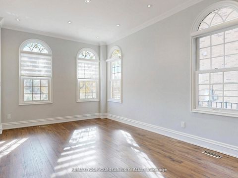 Photo 6 at 68 Regent Street, Mill Pond, Richmond Hill