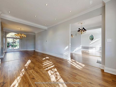 Photo 8 at 68 Regent Street, Mill Pond, Richmond Hill