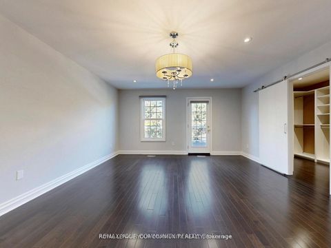 Photo 17 at 68 Regent Street, Mill Pond, Richmond Hill