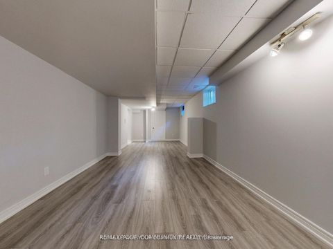 Photo 40 at 68 Regent Street, Mill Pond, Richmond Hill