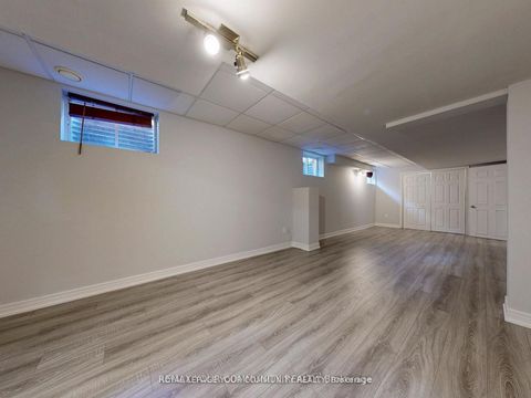 Photo 41 at 68 Regent Street, Mill Pond, Richmond Hill