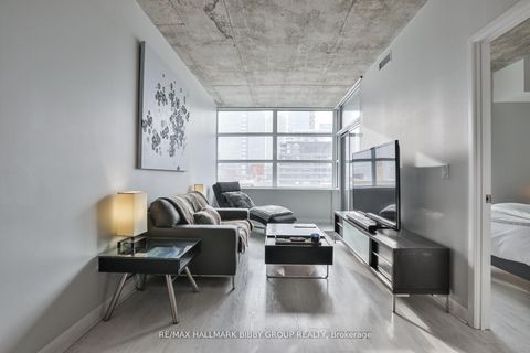 Photo 1 at 606 - 478 King Street W, Waterfront Communities C1, Toronto