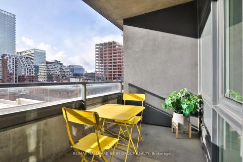 Photo 17 at 606 - 478 King Street W, Waterfront Communities C1, Toronto