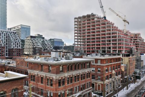 Photo 22 at 606 - 478 King Street W, Waterfront Communities C1, Toronto