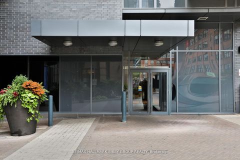Photo 26 at 606 - 478 King Street W, Waterfront Communities C1, Toronto