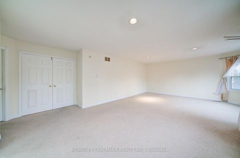 Photo 19 at 111 Theobalds Circle, Mill Pond, Richmond Hill