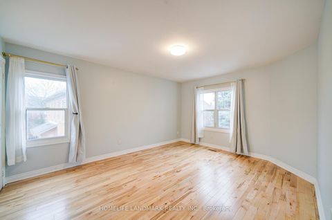 Photo 23 at 111 Theobalds Circle, Mill Pond, Richmond Hill