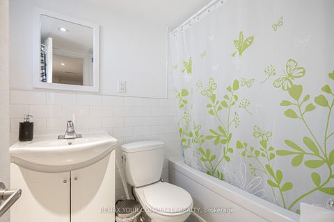 Photo 10 at 154 Day Avenue, Fairbank, Toronto