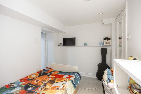 Photo 11 at 154 Day Avenue, Fairbank, Toronto