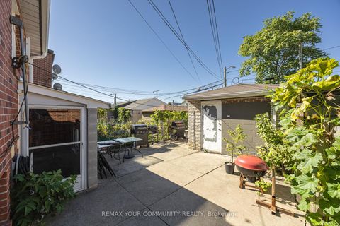 Photo 34 at 154 Day Avenue, Fairbank, Toronto